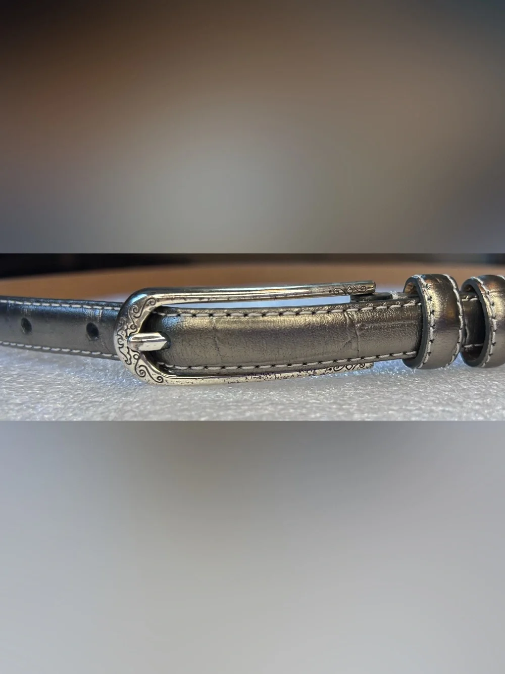 Brighton Women’s Pewter Gray Silver Metallic Leather Thin Belt Sz 30 W26-W30 S M